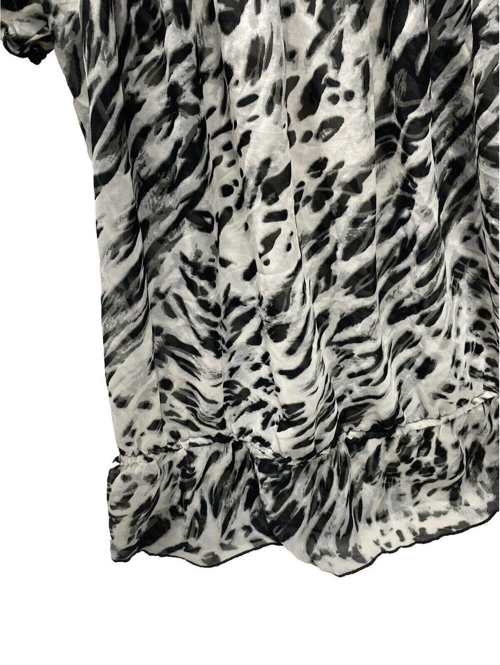 Women’s Black & White Tiger Print Dress Shirt, Size 1X, Good Condition - Picture 10 of 13